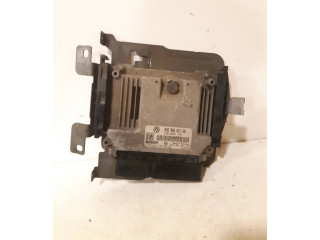 Řídící jednotka 03G906021AR Volkswagen Caddy 2005