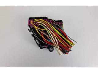 Блок предохранителей  8D1941824   Audi A6 S6 C5 4B    