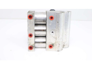 Блок управления АБС 9169163   Volvo 960