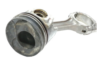 Поршень AGR Volkswagen Golf SportWagen