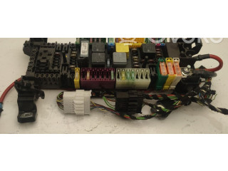 Блок предохранителей    Mercedes-Benz A W176    