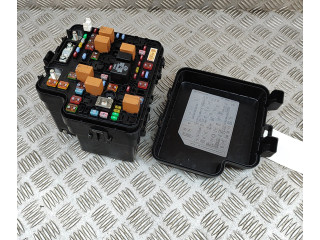 Блок предохранителей 8238039020, 8238139110 SsangYong Korando