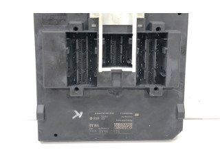 Блок комфорта 5Q0937084AG   Skoda Octavia Mk3 (5E)   