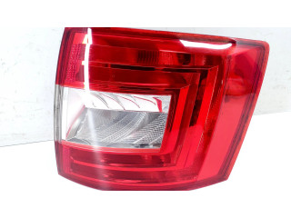 Задний фонарь правый 5E9945096, 5E9945112    Skoda Octavia Mk3 (5E)   2013-2019 года