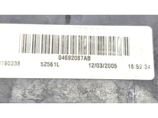 Блок предохранителей 04692087ab Jeep Grand Cherokee (WK)