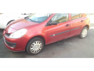 Ручка стеклоочистителей 8201590631 Renault Clio III