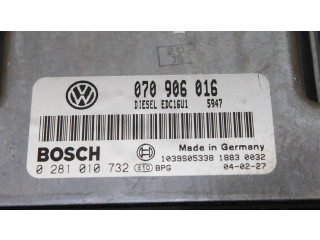 Řídící jednotka Volkswagen Multivan T5 2009