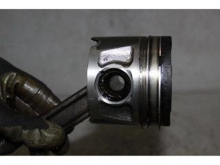 Поршень с шатуном 55280444 Alfa Romeo Giulietta