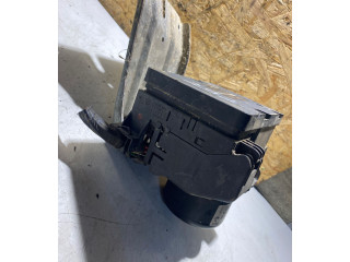 Блок АБС P08671223, 311943 Volvo V70 2000 - 2004 года