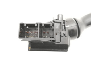 Блок предохранителей 17F060 Subaru Trezia