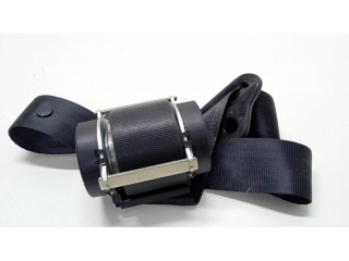 Задний ремень безопасности