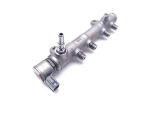 Магистральная трубка топлива 31432834   Volvo XC90   