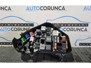   Pojistková skříňka    Audi Q7 4L 2007