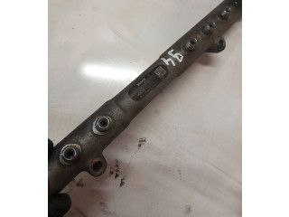 Топливная рампа 31259011, 000174   Volvo V70  