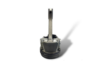 Píst D4FB Hyundai i30 pro naftový motor 1.6 D4FB CRDi