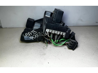 Pojistková skříňka 9505934, 9564154 Saab 9000 CS 1995