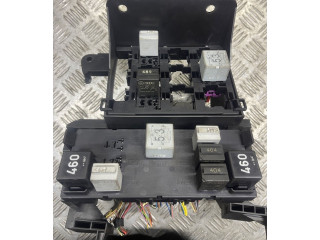Блок предохранителей  1T1959503C, 1K0937049AD   Volkswagen Caddy    