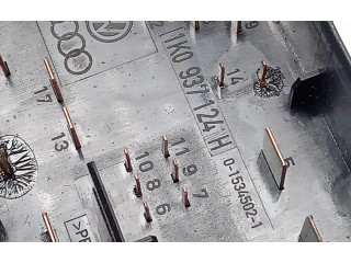 Блок предохранителей    1K0937124H, 1K0937124H   Audi A3 S3 8P