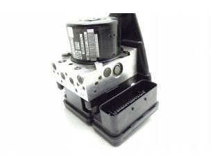 Блок АБС 1K0907379CB, 1K0614517EH   Volkswagen  Jetta VI  2011 - 2018 года