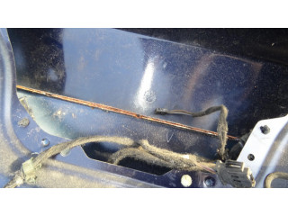 Задняя крышка (багажника)