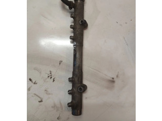 Топливная рампа 31259011, 000174   Volvo V70  