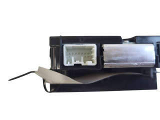 Дисплей    31268055   Volvo V50