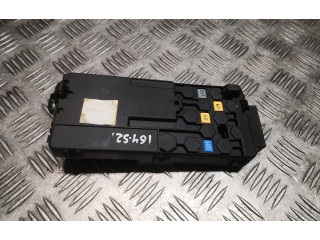 Блок предохранителей 2115452601, A2115452601 Mercedes-Benz ML W164