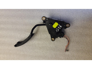 Педаль акселератора