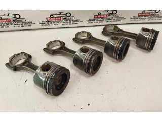 Píst 038J Seat Exeo (3R)