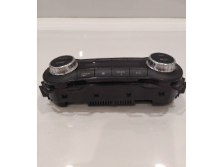 Блок управления климат-контролем A2469002408, A2469010805   Mercedes-Benz GLA W156