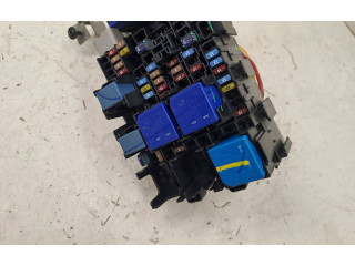 Блок предохранителей 252367589R Dacia Sandero III