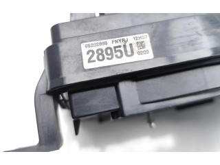   Pojistková skříňka 95202895   Opel Antara 2012