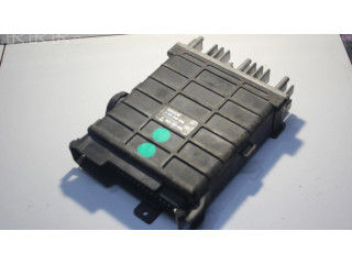 Блок управления двигателя 0261200220, 893907404 Audi 80 90 B3