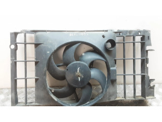 Вентилятор радиатора 8240129 Citroen Berlingo 1.6