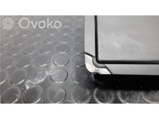 Дисплей 80857273B Audi A1