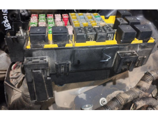 Блок предохранителей 56048661AF Jeep Grand Cherokee (WK)