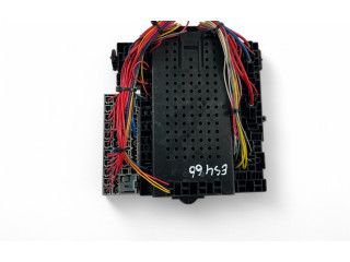 Блок предохранителей 8622520 Volvo S60