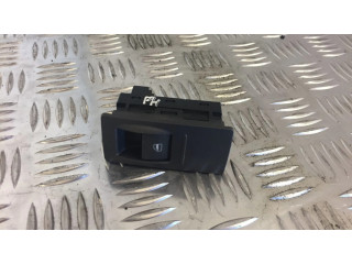 Включатель электрических окон