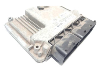 Řídící jednotka 03G906021AR, 0281012469   Volkswagen Caddy 2007