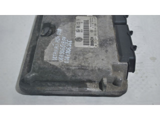 Блок управления двигателя 06A906018FH, 0261206266   Skoda Octavia Mk1 (1U)