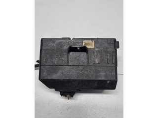 Pojistková skříňka E060 BMW 3 E30 1988