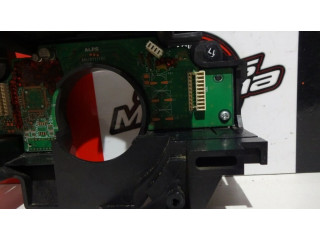 Другая деталь панели