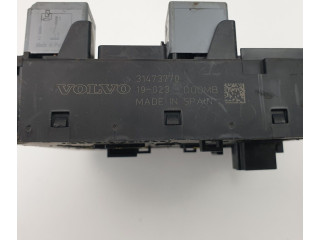 Pojistková skříňka 31473770 Volvo XC90 2018