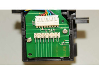 Ручка стеклоочистителей 31275359 Volvo V70