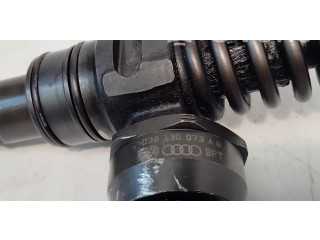 Vstřikovač 038130073AQ, 0414720213   Volkswagen Caddy     