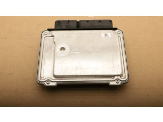 Řídící jednotka 03G906021JA, 0281013247 Volkswagen Caddy 2008