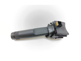 Ручка стеклоочистителей 13305522 Opel Meriva B