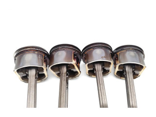 Píst MR16DDT   Nissan Qashqai    MR16DDT 