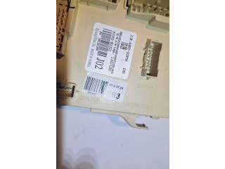 Vstřikovací lišta 91950B1221 Hyundai Genesis