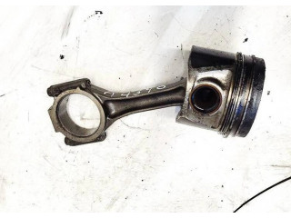 Поршень с шатуном Mitsubishi Outlander для дизельного двигателя 2.0